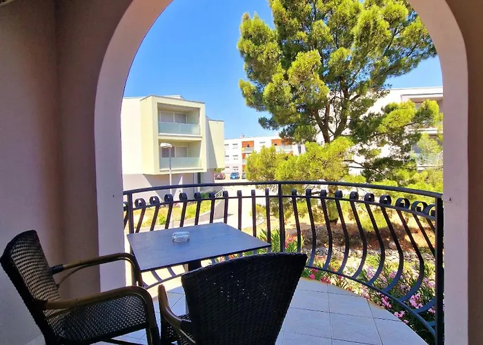 With A Parking Space Maison d'hôtes 3*