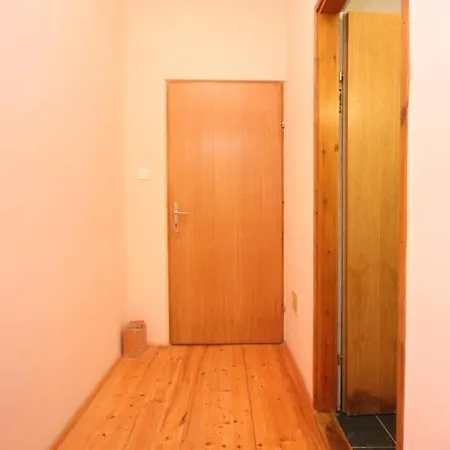 Pensjonat With A Parking Space 3*