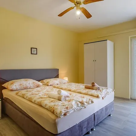 Guest house With A Parking Space