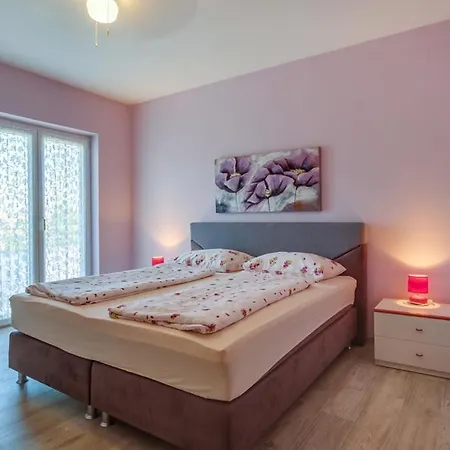 With A Parking Space Guest house 3*