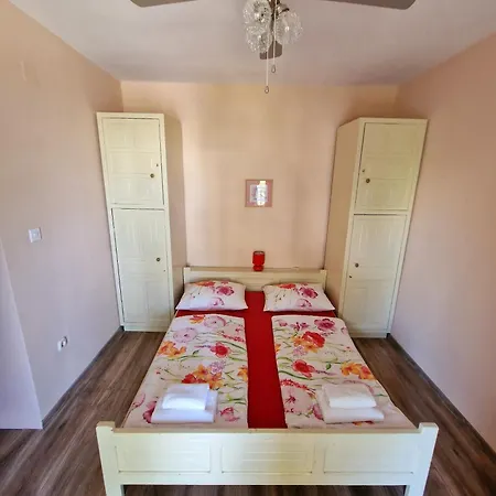 Guest house With A Parking Space